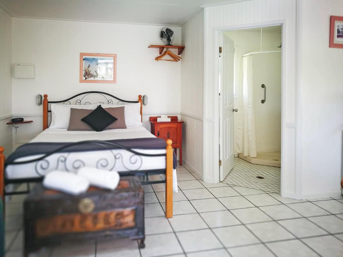Chillagoe Cabins And Tours エクステリア 写真